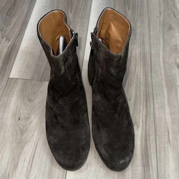 Adrienne Vittadini suede brown block heel boots size 9 - Picture 2 of 7